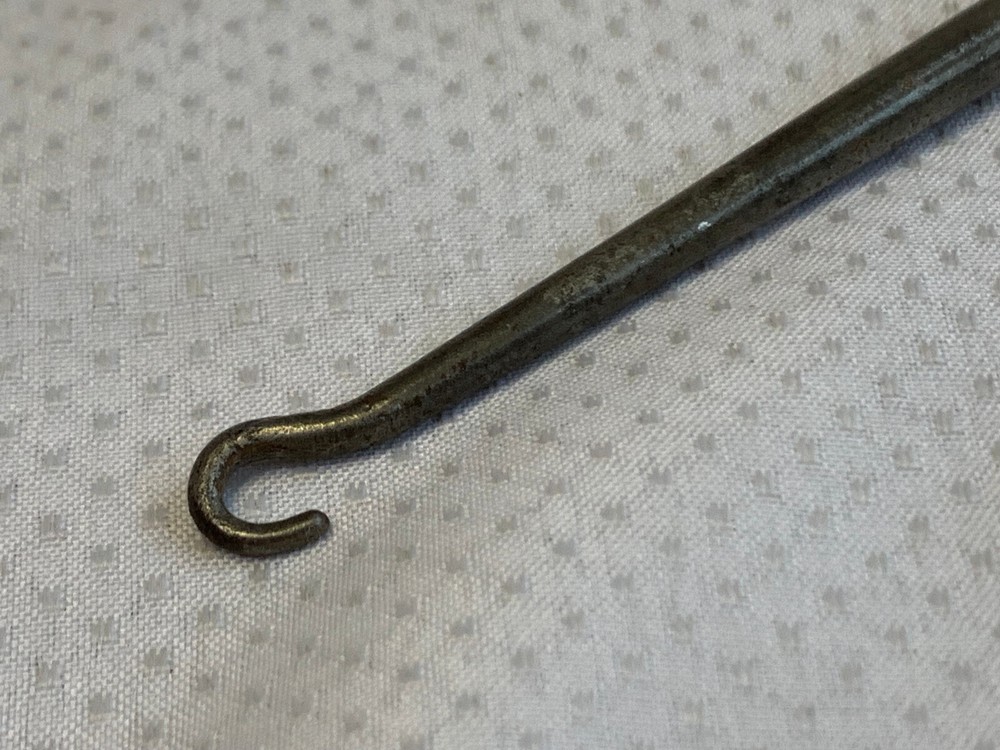 Vintage Sterling Silver Handled Button Hook Lace Puller Floral Repousse Design
