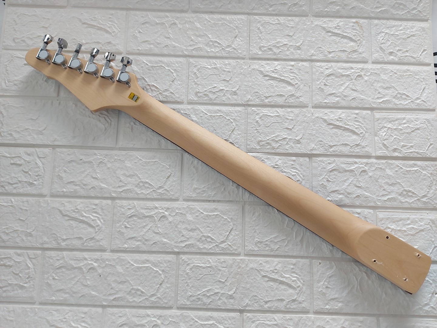 Right Handed S Type Strat 25.5" Scale Electric Guitar Neck with Tuners!