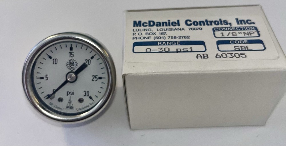 McDaniel Controls AB 60305 1/8"NPT Range 0-30 psi NOS