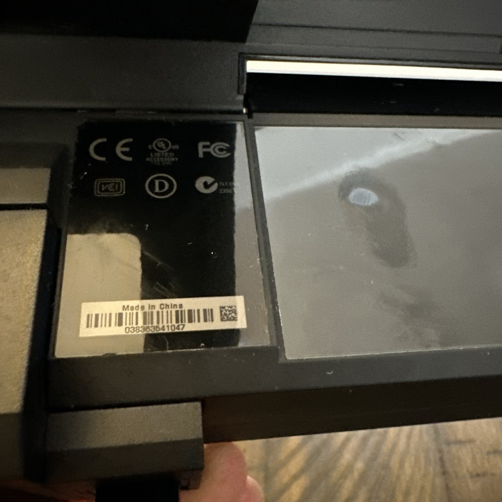 Microsoft XBOX One Motion Kinect Sensor Bar Camera Model 1520 OEM Genuine Black