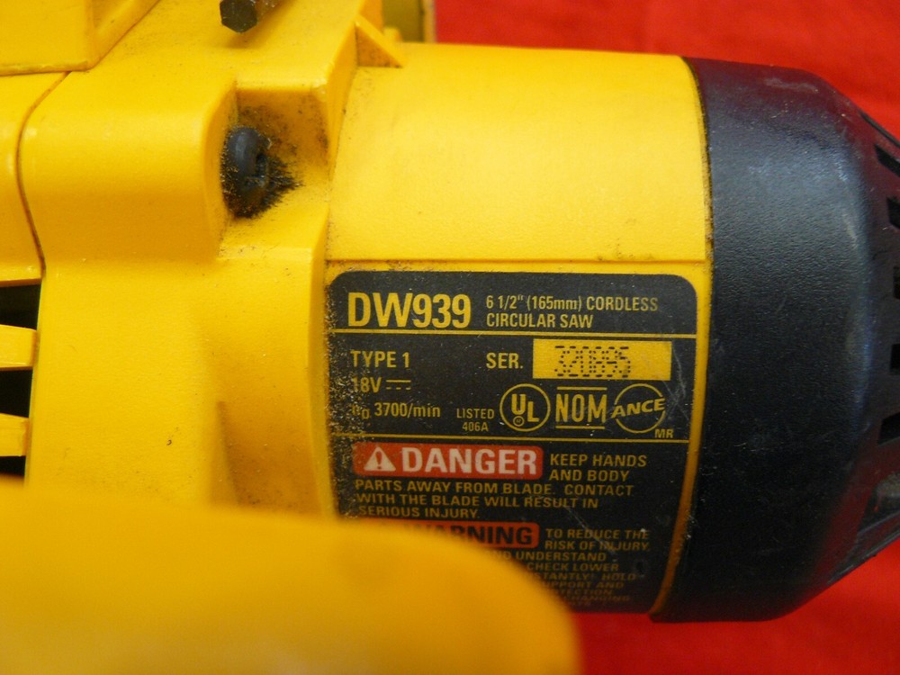 DeWALT Circular Saw DW939