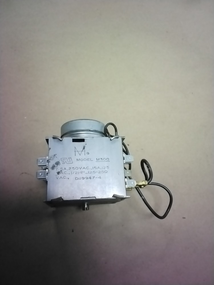 MODEL M300 MAIN TIMER D119947-4