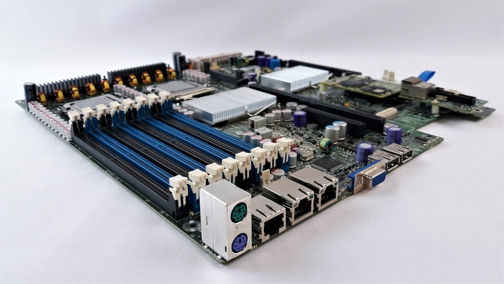 Intel T5000PAL Server Board