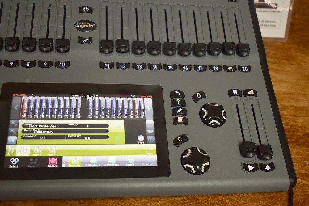 Pathway Cognito² Starter 512 Model 0700-7111 Lighting Console