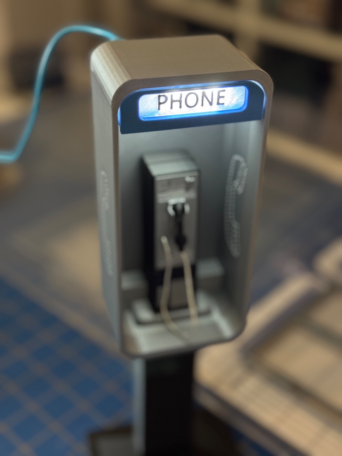 1:6 Scale Phone Booth for New Wave Toys and Replicade Displays. Assembled