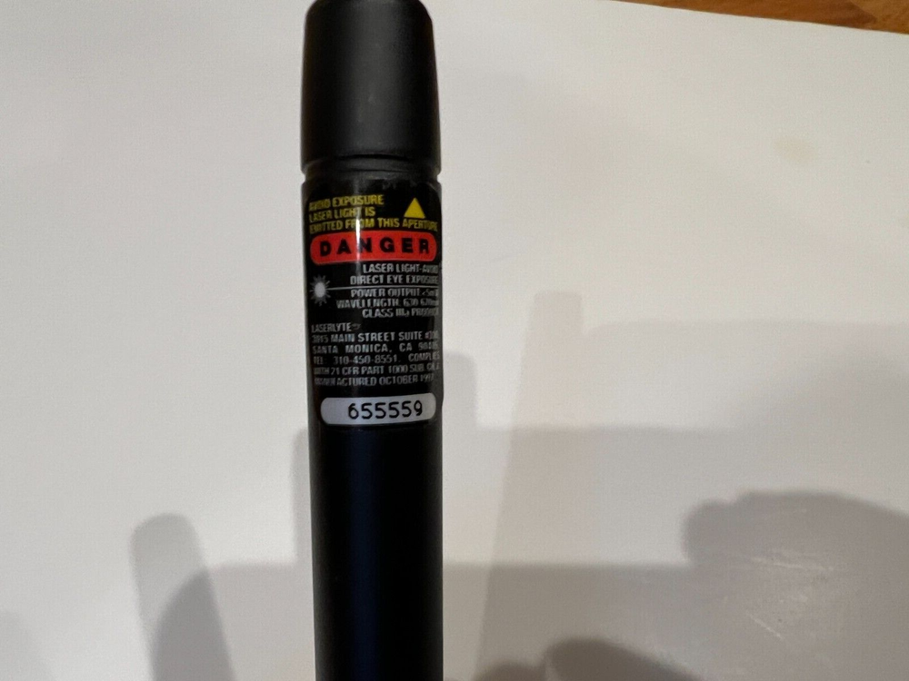 Da-Lite 75837 Red Laser Pointer Pen (2 AA batteries) - New