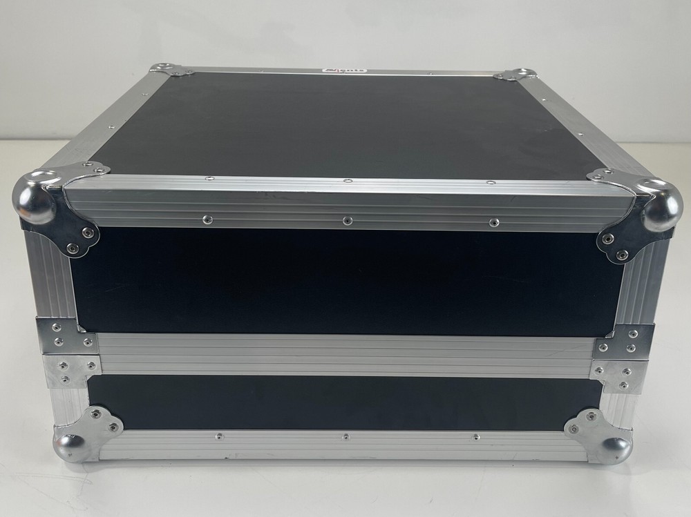 Numark C3 USB DJ Mixer - DMC 2 Software controller- In Flight Case