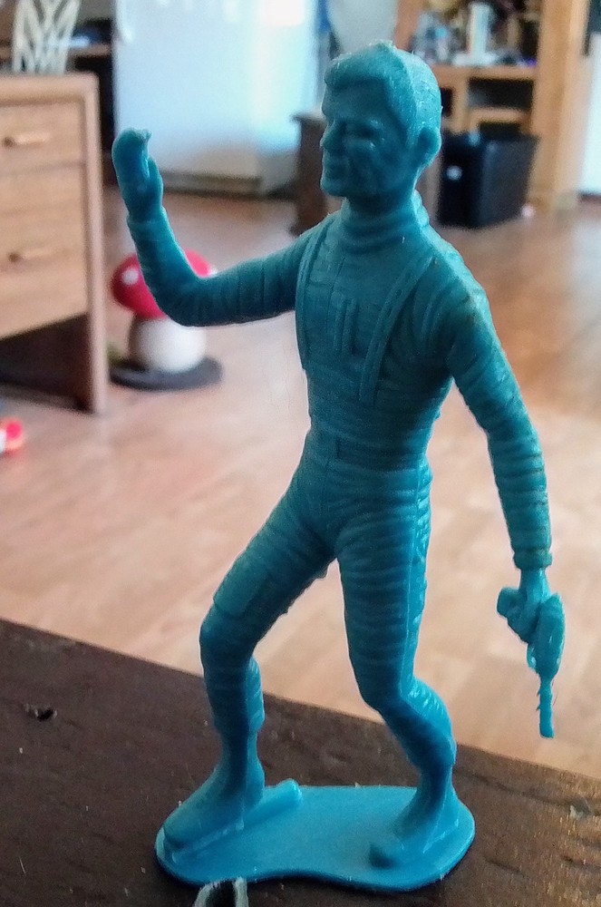 60's Marx or MPC 5" spaceman blue with hand laser.