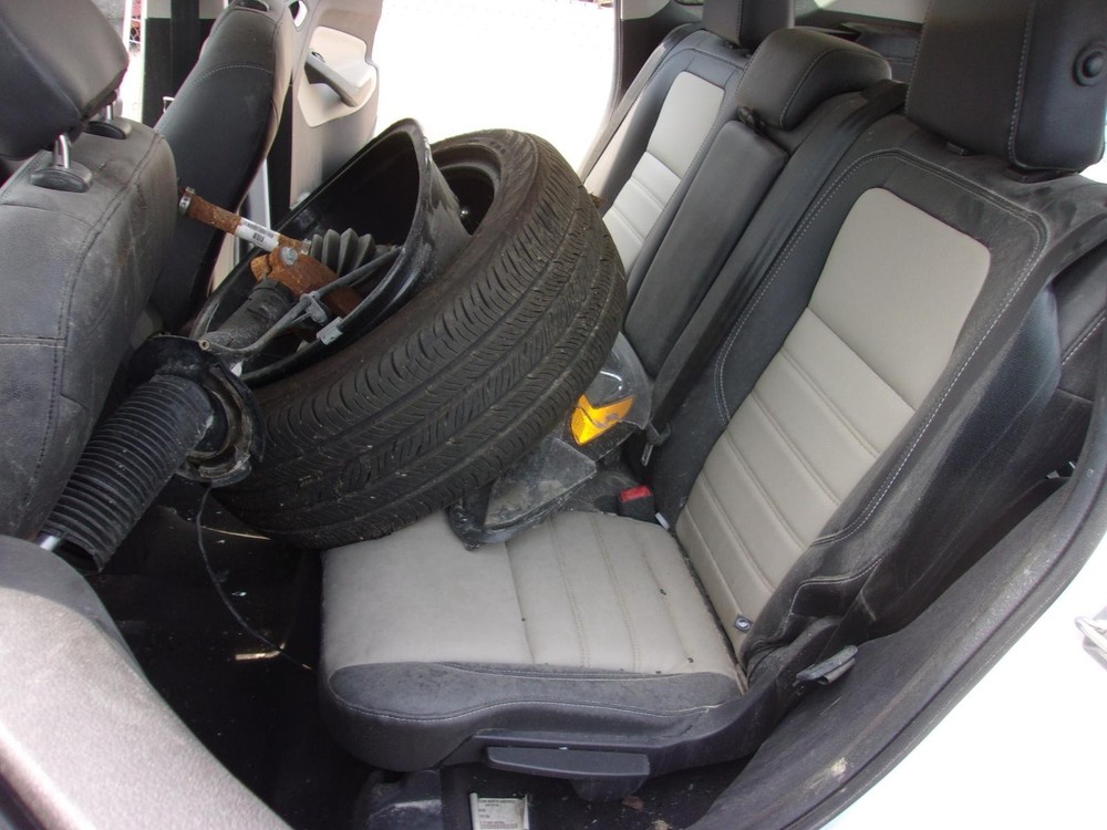 Used A/C Selector Switch fits: 2019 Ford Escape front automatic temperature cont
