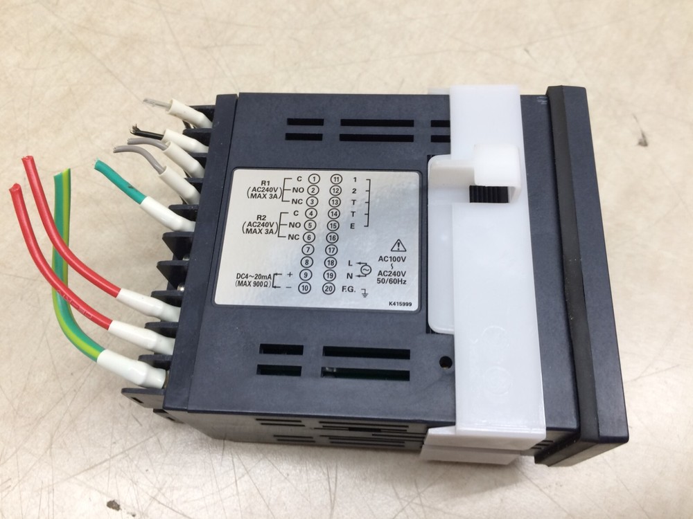 Horiba Advanced Techno HE-480C Conductivity Meter