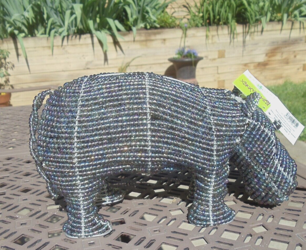 Beaded land: Hippopotamus
