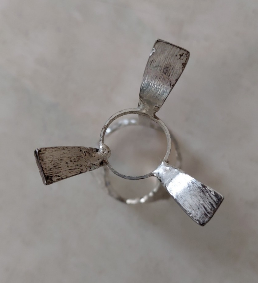 Art Nouveau Foliate Pattern Egg or Conical Bowl Stand 5.5x2" Silverplated 2a