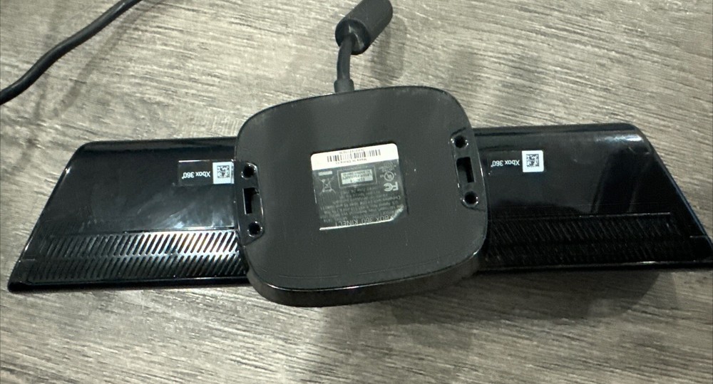 Microsoft 1414 Xbox 360 Kinect Sensor Bar Only - Black