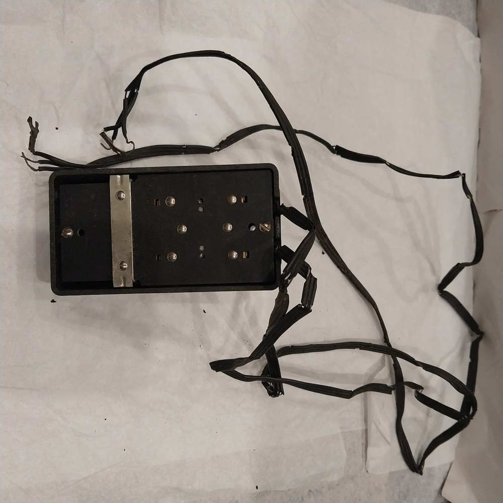 Lionel Postwar 1122 Pair Non-Derailing Remote Control Switch O27 Left Right Box