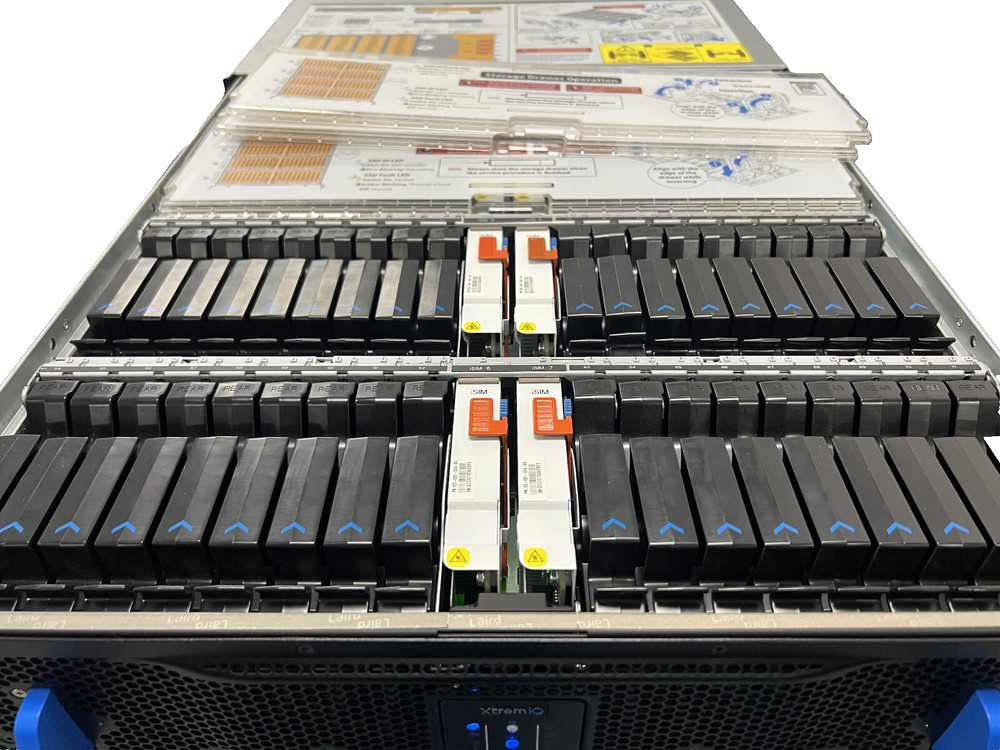 QCT QuantaVault JB2720 Extreme Performance-Density 72-Bay All Flash Array +2x PS