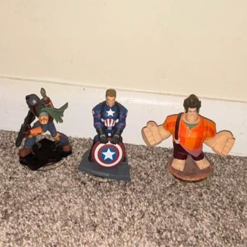 infinity game & figures + worlds