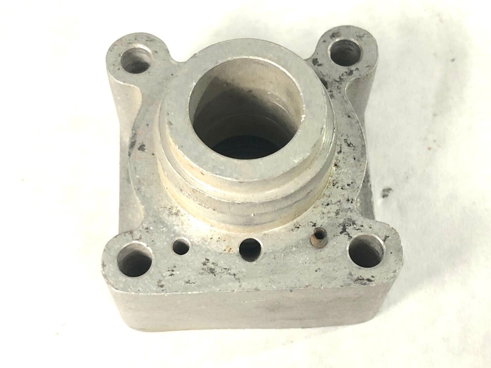 Lycoming  61098 Vacuum Pump Adapter