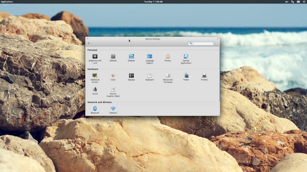 Elementary OS 8.1 16GB Bootable USB Live Install Drive Mac Style Linux (64 bit)