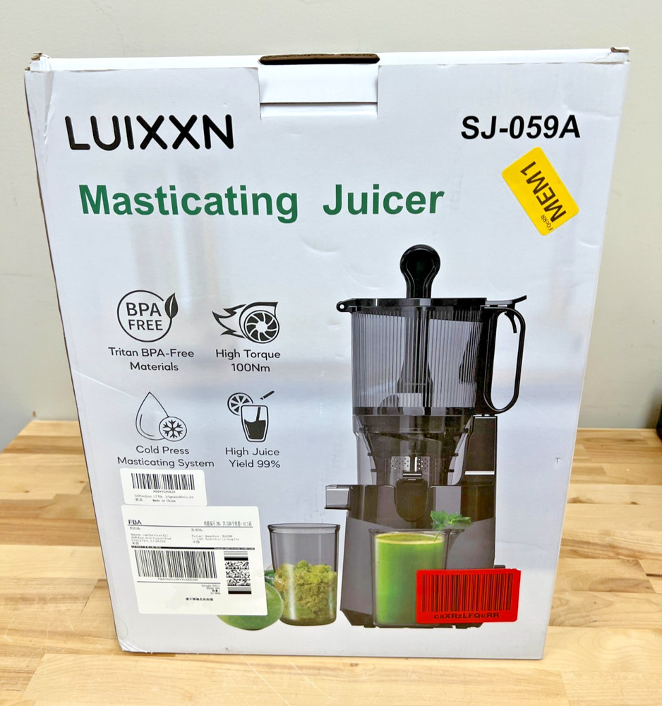 Luixxn Masticating Juicer Cold Press  SJ-059A NIB