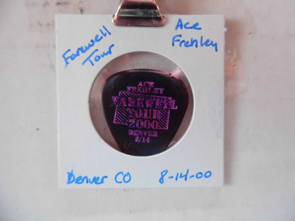 KISS "ACE FRAHLEY"~FAREWELL TOUR GUITAR PICK~8/14/00 (7/10)