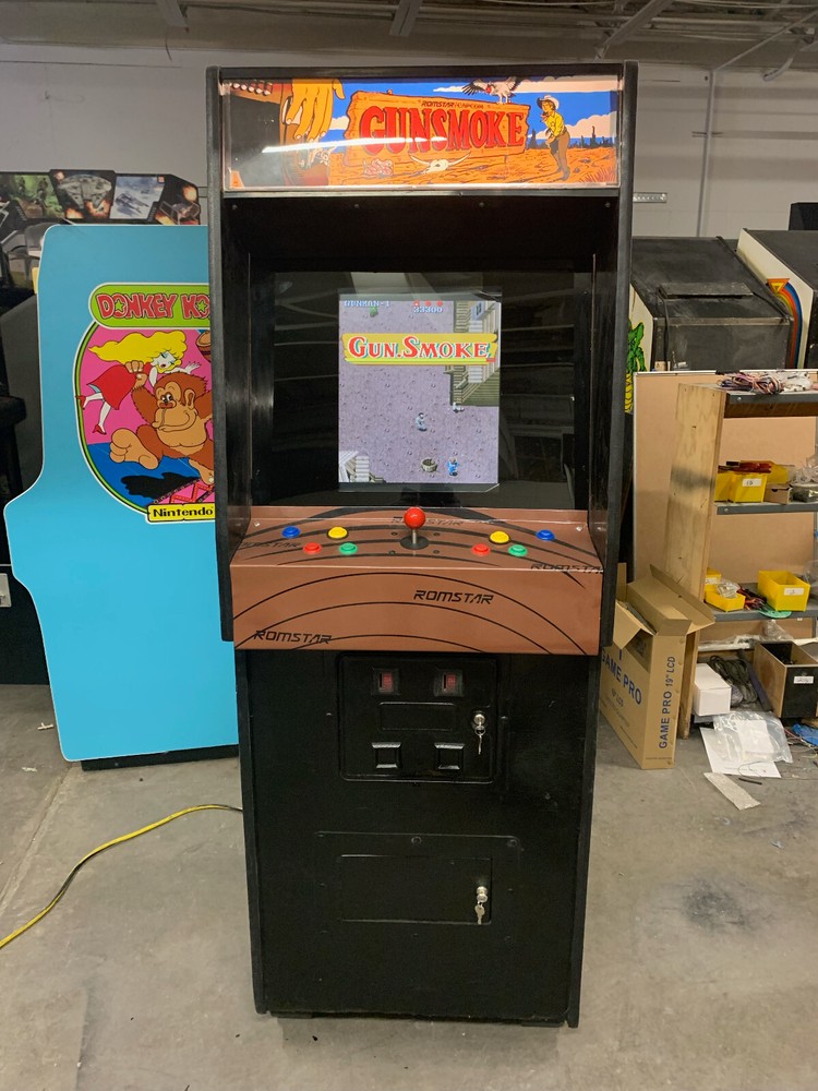 GUN SMOKE ARCADE MACHINE by CAPCOM (Excellent Condition)