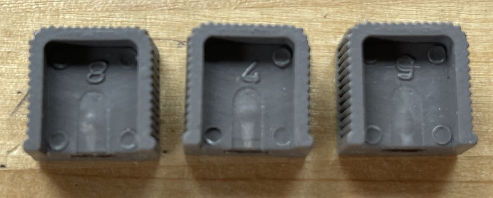 Singer 4525 Sewing Machine Rubber Lever knobs/ends.