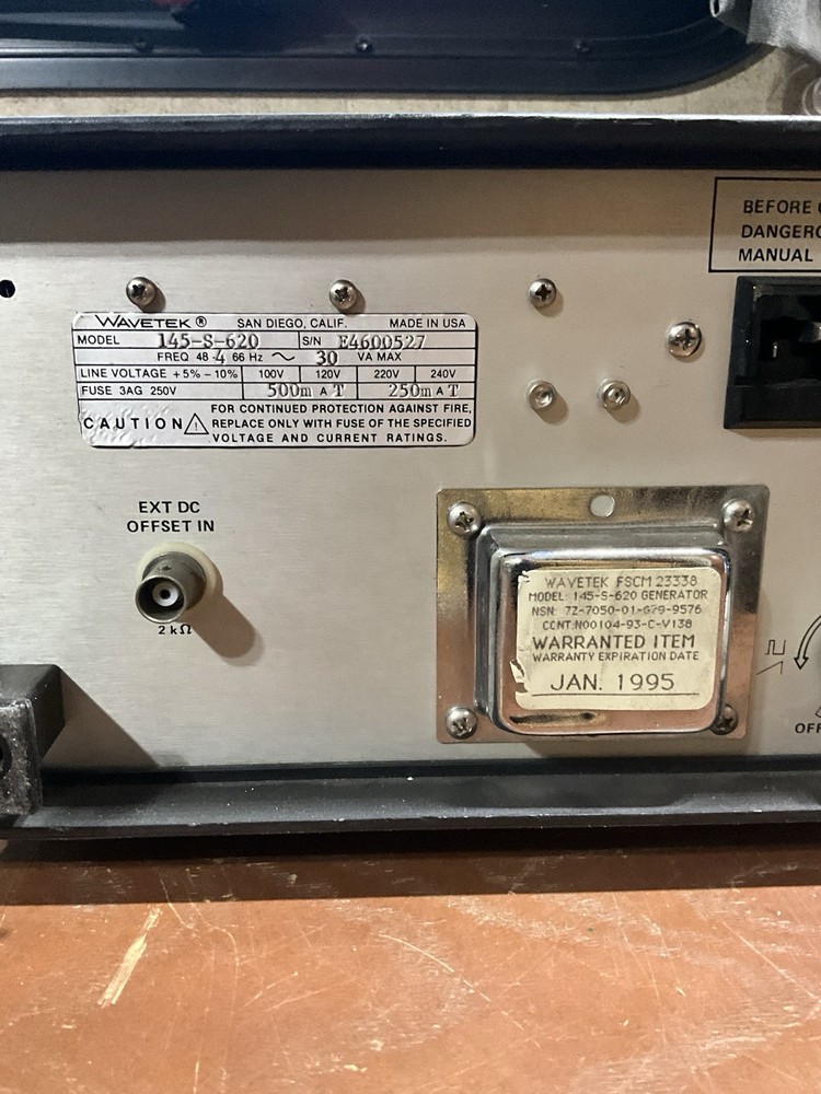 WAVETEK 20 MHZ PULSE FUNCTION GENERATOR MODEL 145 POWERS ON