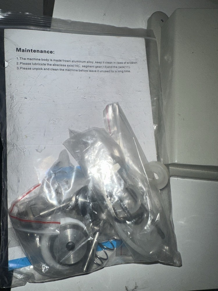 A03 Manual Liquid Filling Machine