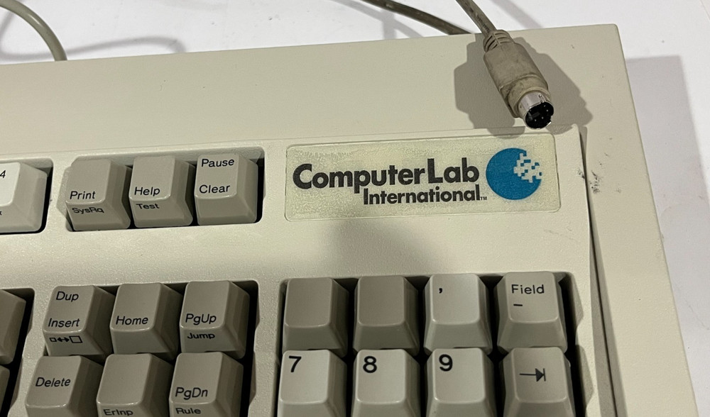 Vintage Computer Lab International Keyboard Wired CLI Curved Model M