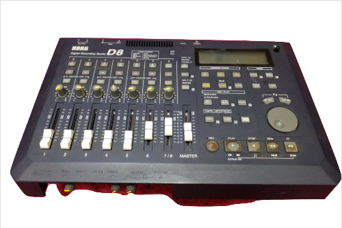 Used D-8 KORG Digital Recording studio d8