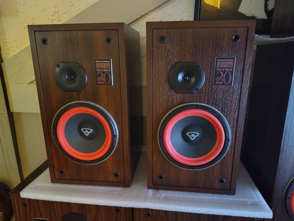 Cerwin Vega Re 20 speakers, one pair