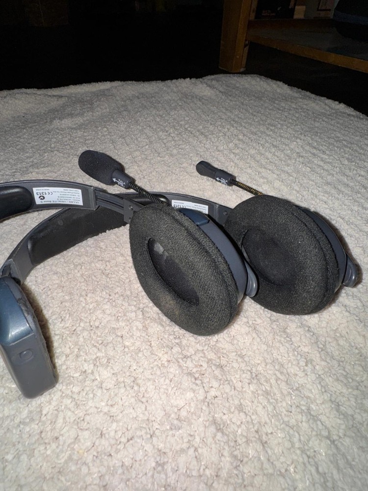 Eartec UltraLITE UL4S Wireless Intercom 4 Headset System Single Ear Crew
