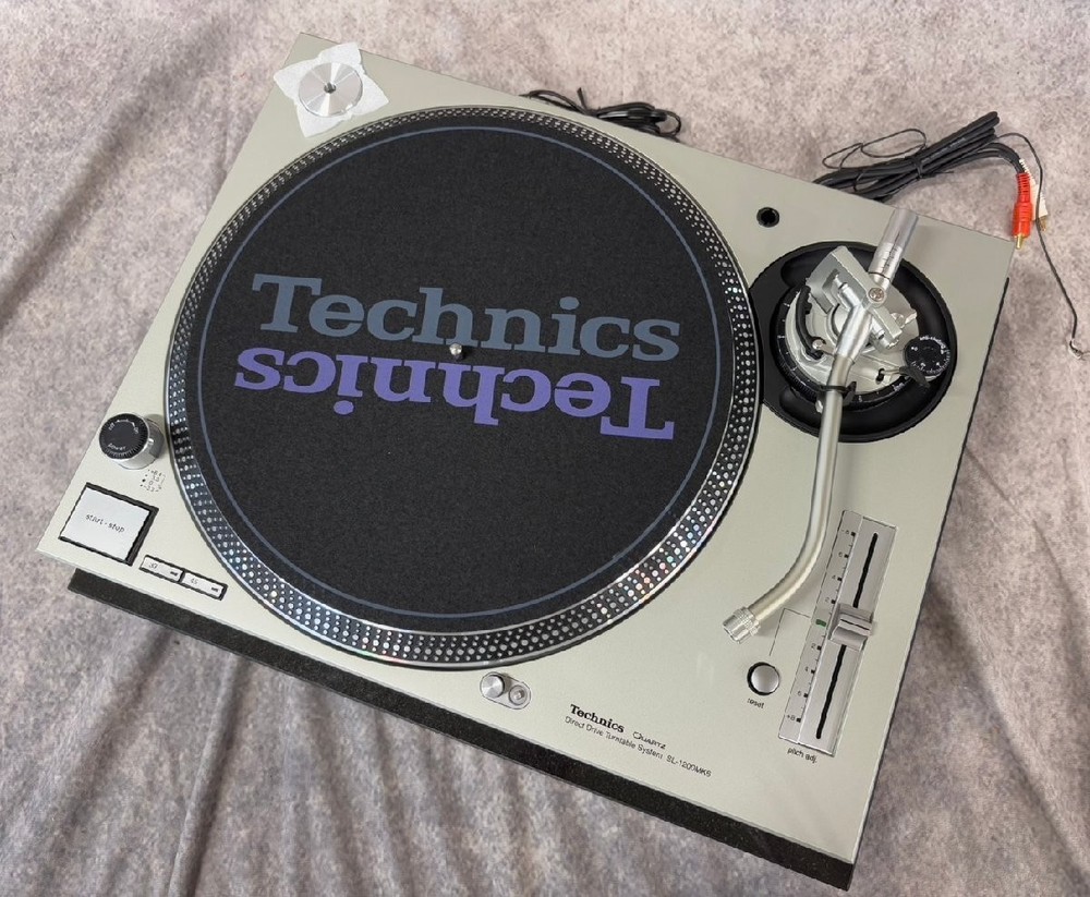 Technics SL-1200 MK6 Silver Direct Drive DJ Turntable