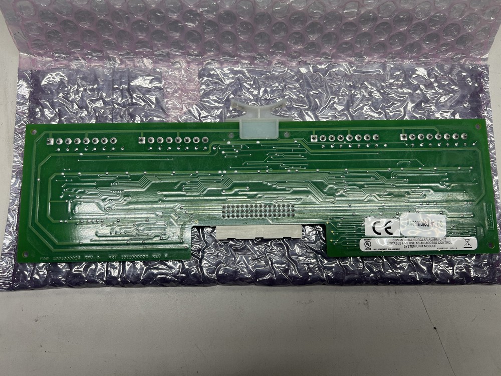 New Open Box Lenel LNL-1380-8RP M-Series 12VDC Eight Reader Interface Module