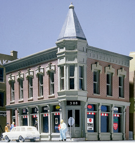 DPM (N-Scale) Structure Kits -- #51300 Corner Turret Building - NIB