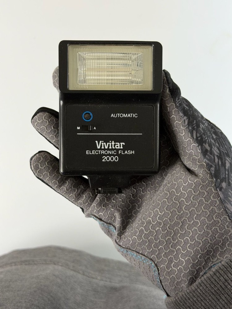Vivitar 2000 Automatic Electronic Flash Unit
