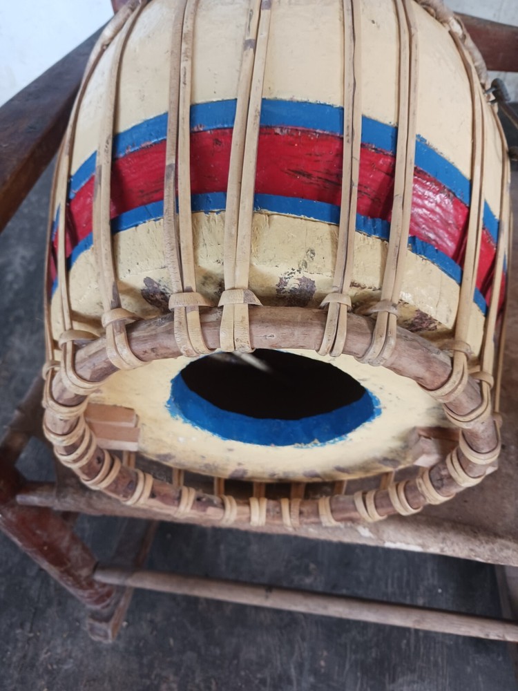 **AWESOME VINTAGE NATIVE TRIBAL PAINTED RAWHIDE DRUM TALKING DRUM NICE""