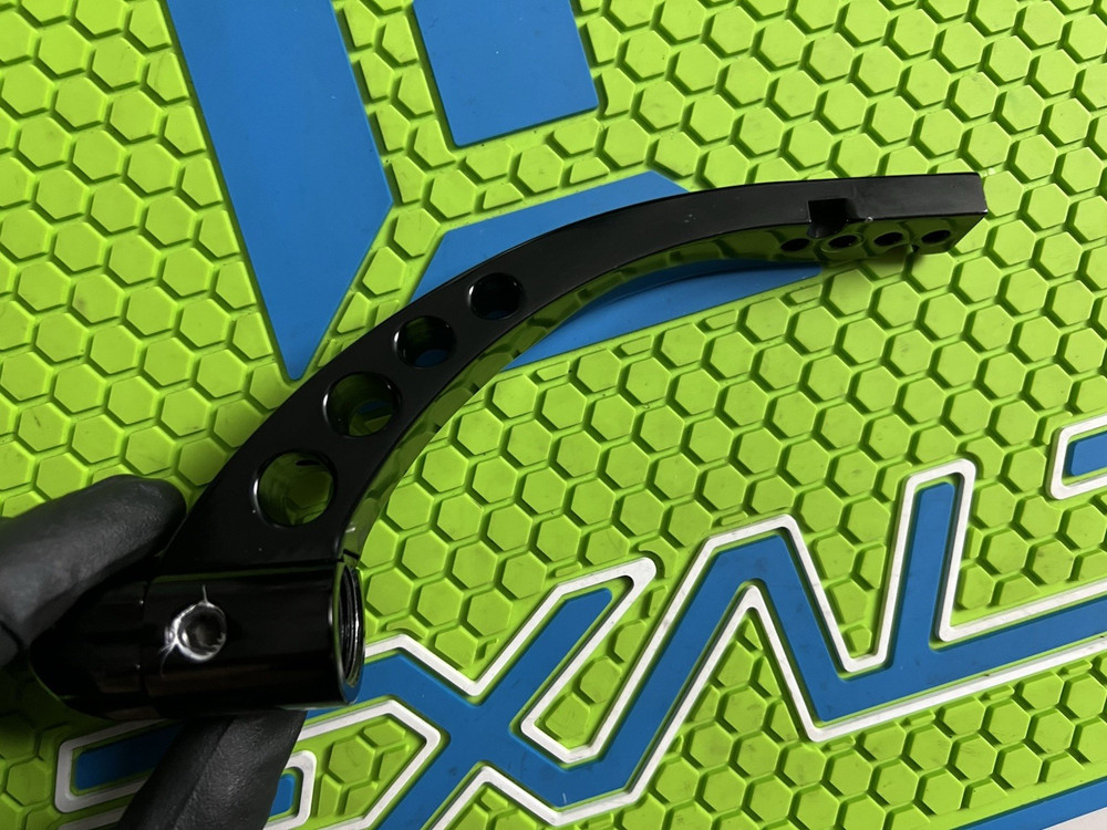 UNIVERSAL DROP FORWARD + ON/ OFF DOVETAIL ASA + MACROLINE FITTING - GLOSS BLACK