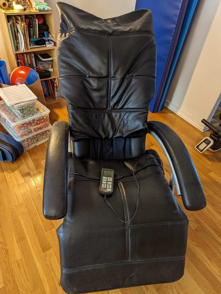 Electric Massage Recliner Used
