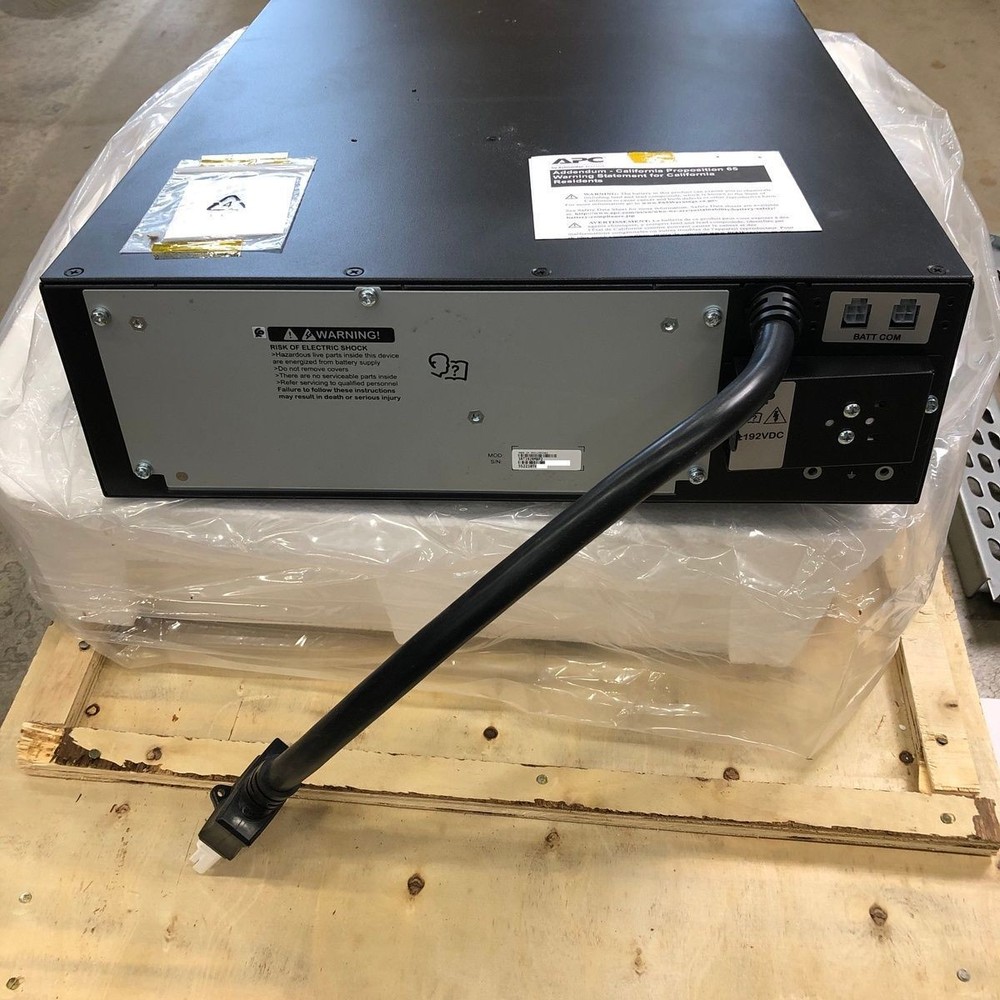 APC Smart-UPS SRT 192V 8 and 10kVA RM Battery Pack**