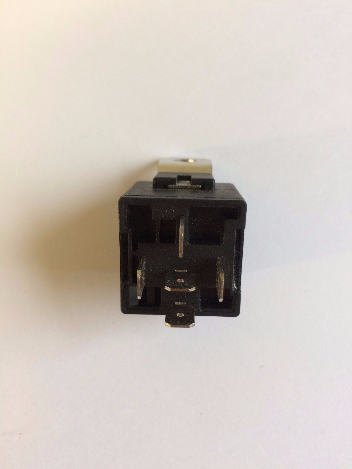 New Improved Genuine OEM KIOTI T5535-69961 5 Pin Relay T4180-69961 for tractors