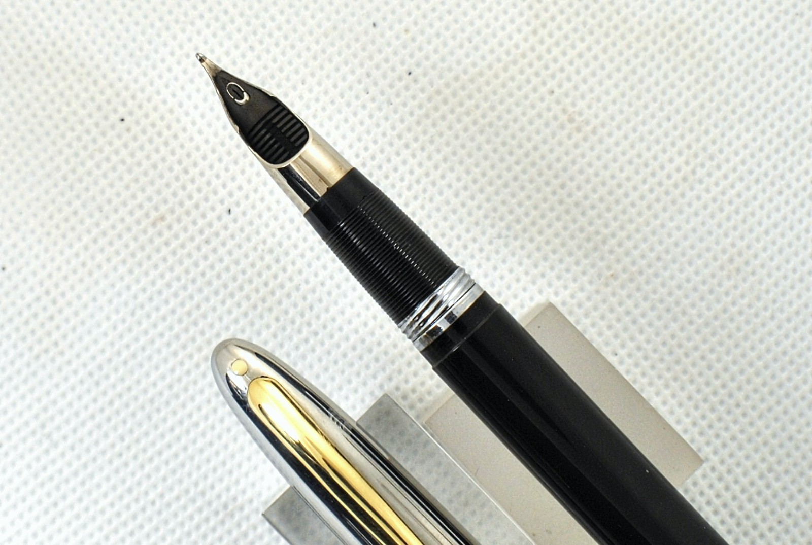 Very Nice Classic Black Snorkel Clipper, Smooth Medium Palladium Nib, RESTORED
