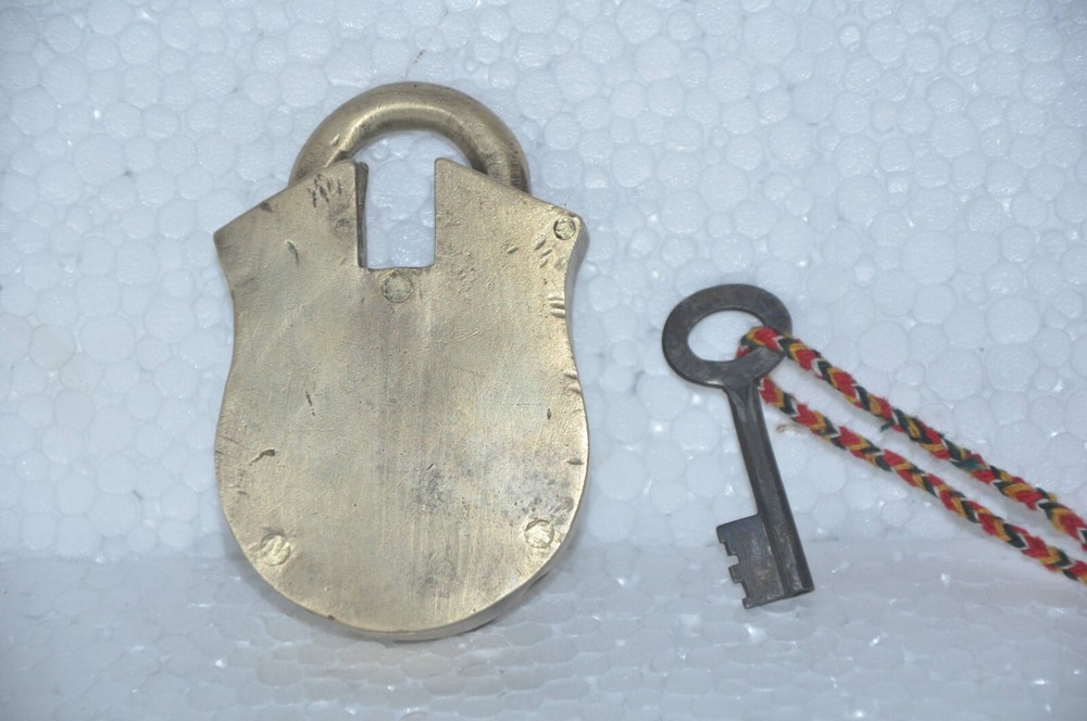 Vintage Brass Handcrafted Lines Engraved Solid Padlock