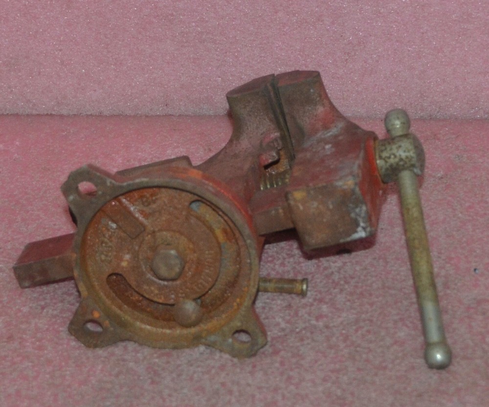 Vintage Sears 3 1/2" Vise Model 5178.
