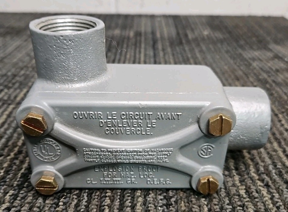 Hubbell Killark XLL-3 Conduit Body