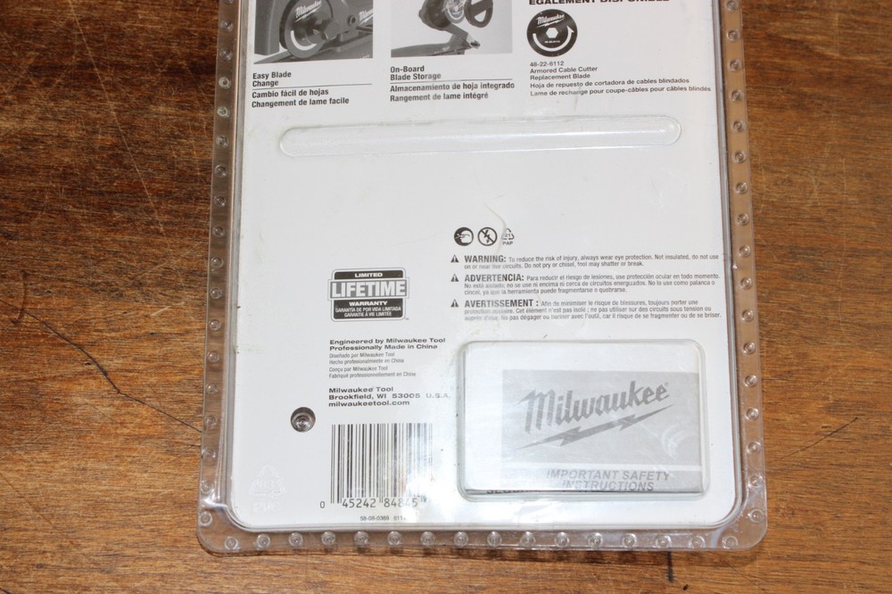 Milwaukee Armored Cable Cutter - NEW!