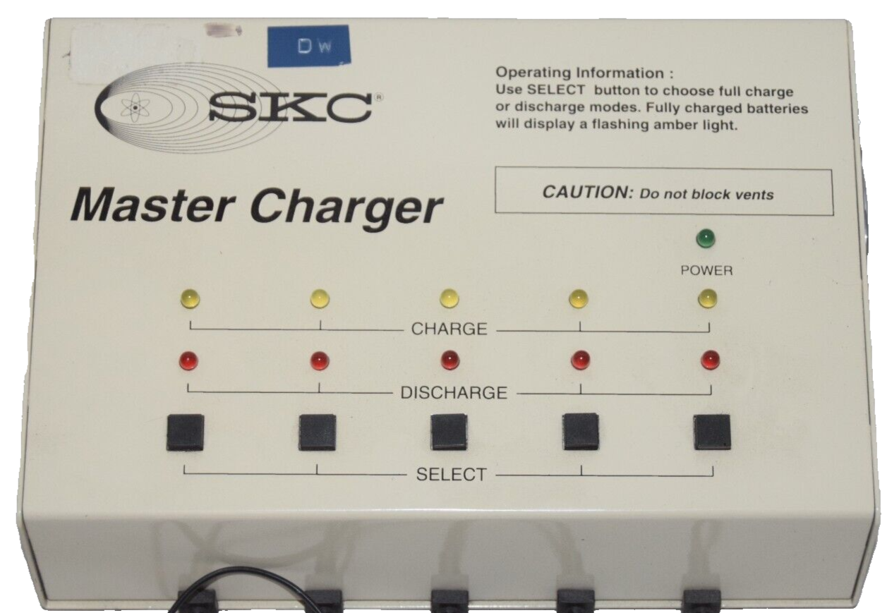 5 SKC Model 222-3 Air Sampler Pump with Master Charger 223-442 in Hard Case