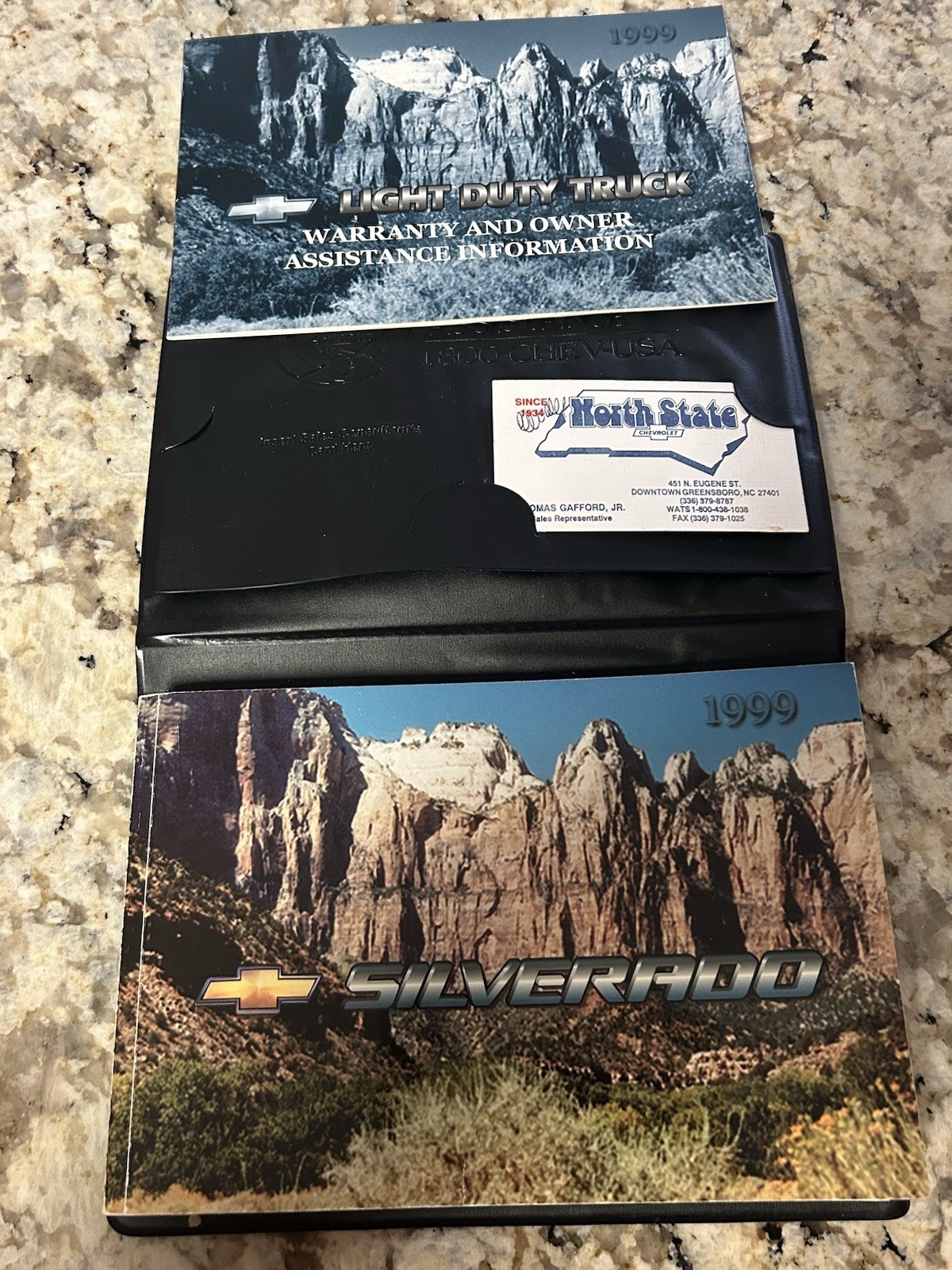 1999 Chevrolet Silverado Owners Manual With Original Cover And Warranty Booklet