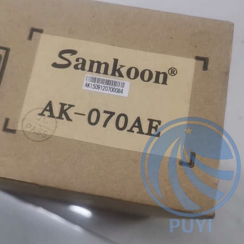 1 PC NEW AK-070AE Touch Screen