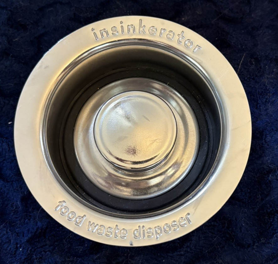 Insinkerator Round Chrome Sink Garbage Disposal Flange with Drain Plug